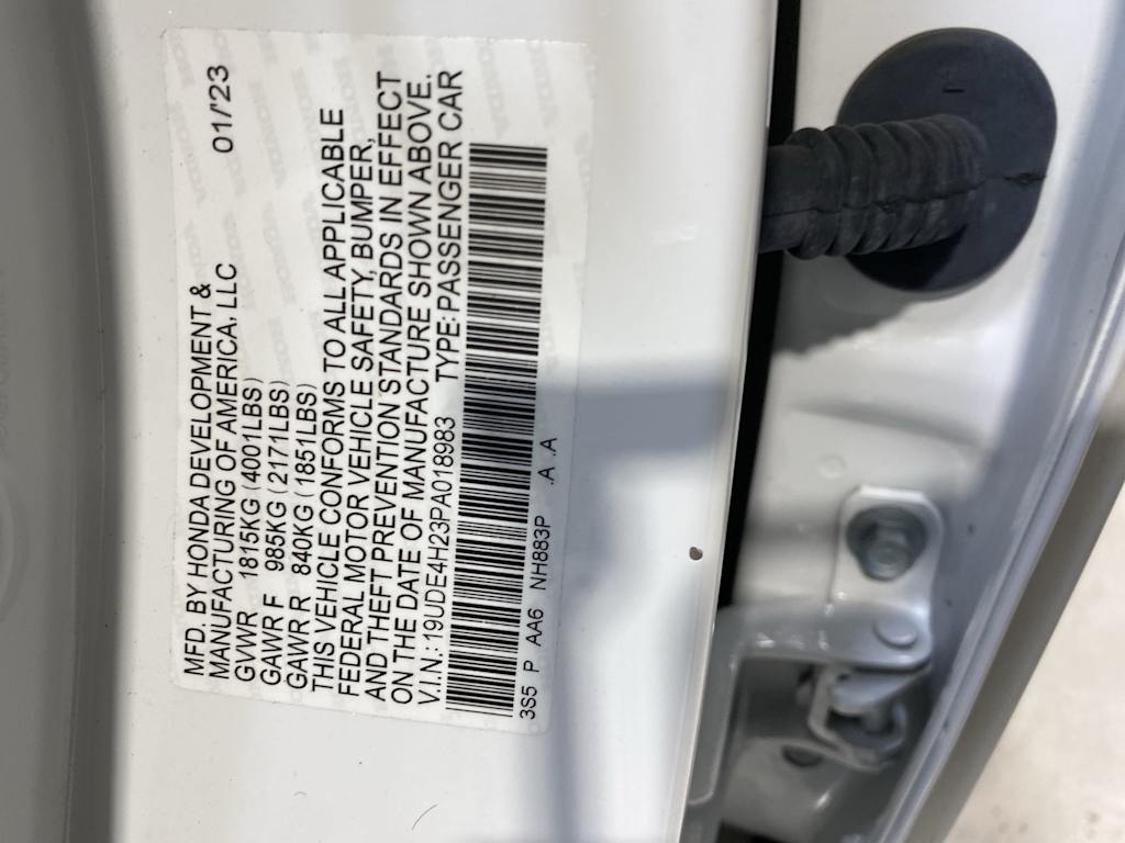 Thumbnail: 2023 Acura Integra - 19