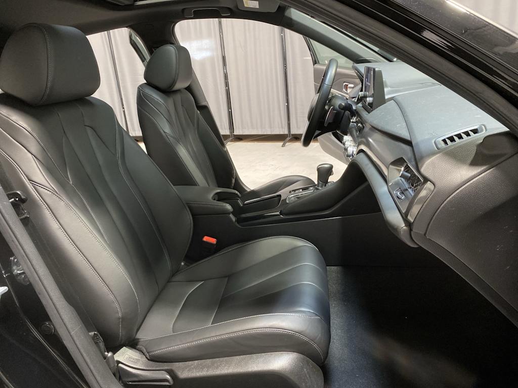 Thumbnail: 2023 Acura Integra - 21