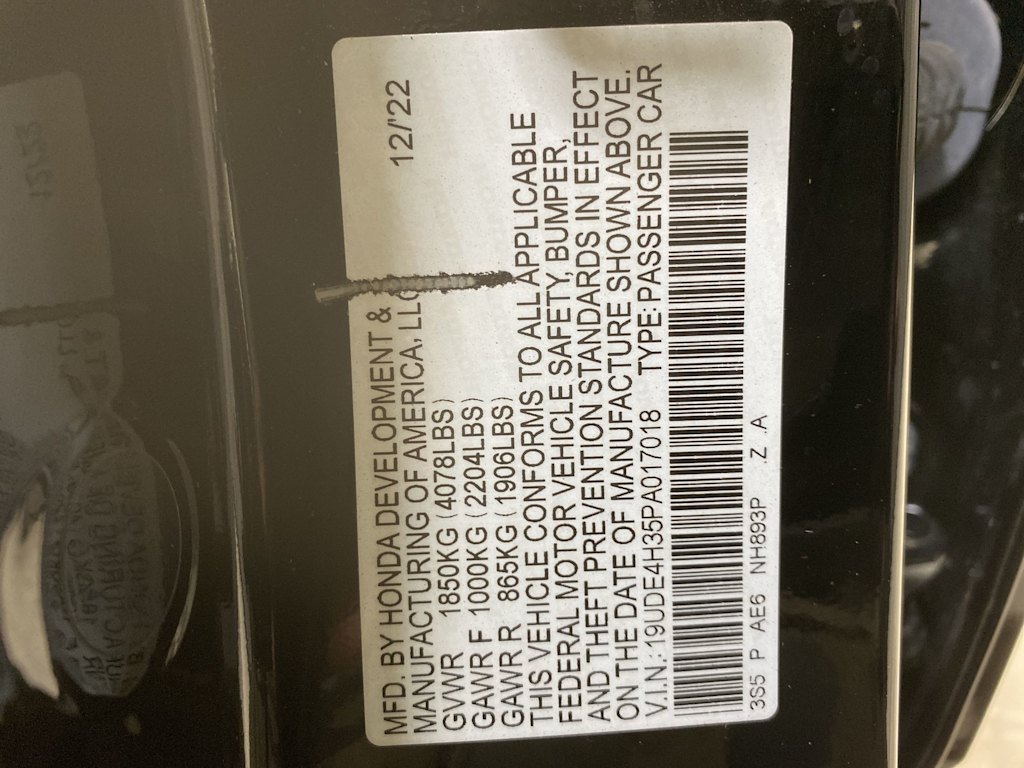 Thumbnail: 2023 Acura Integra - 19