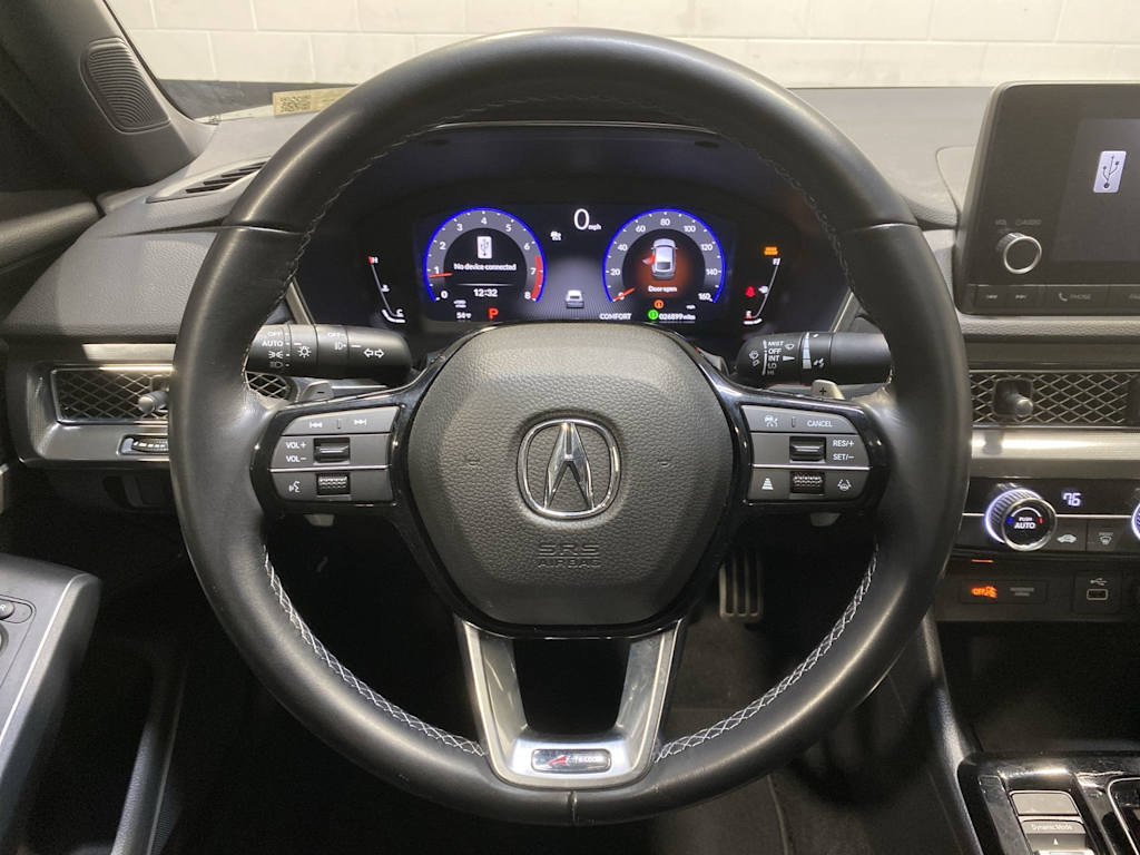 Thumbnail: 2023 Acura Integra - 10