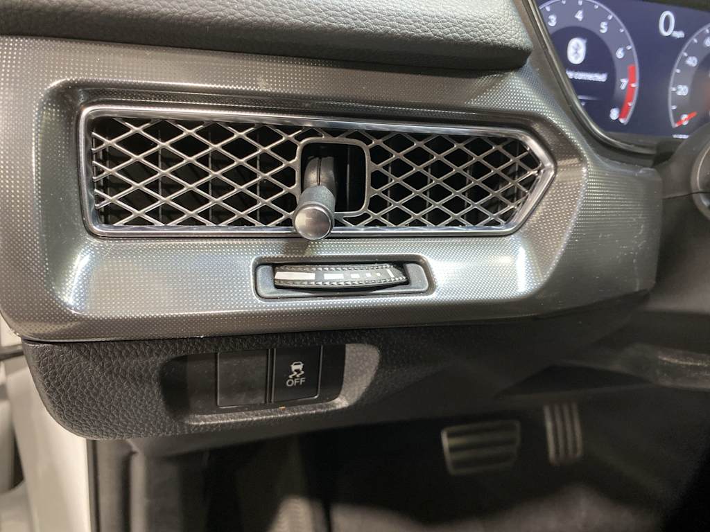 Thumbnail: 2023 Acura Integra - 24