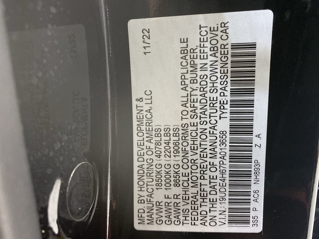 Thumbnail: 2023 Acura Integra - 17