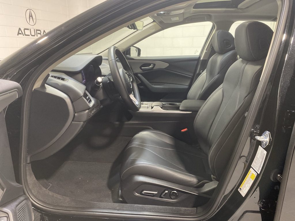 Thumbnail: 2025 Acura TLX - 11