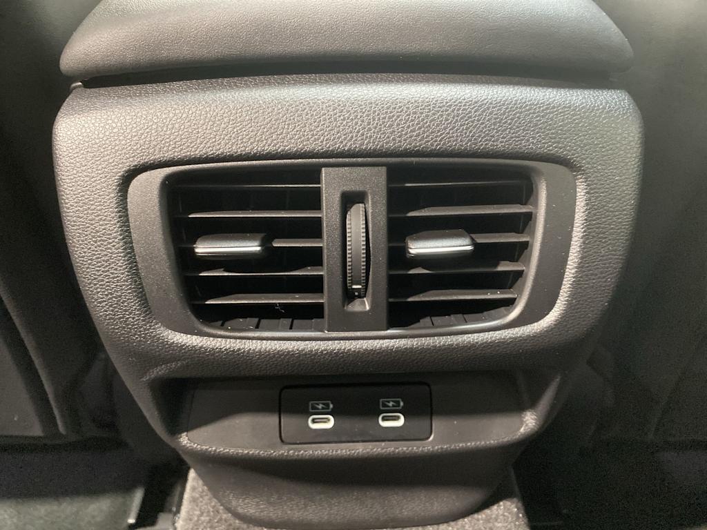 Thumbnail: 2025 Acura TLX - 25