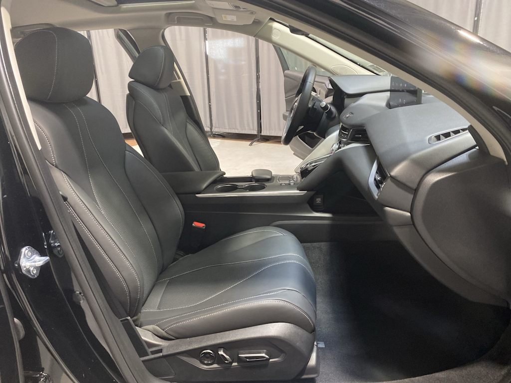 Thumbnail: 2025 Acura TLX - 19