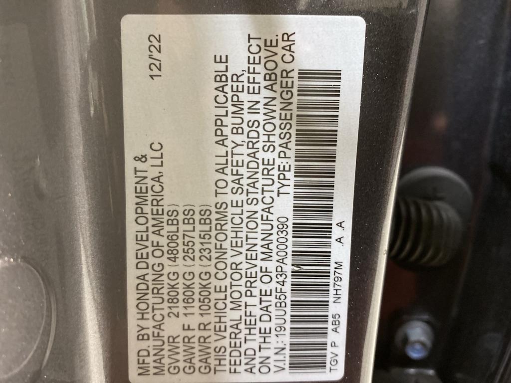 Thumbnail: 2023 Acura TLX - 18