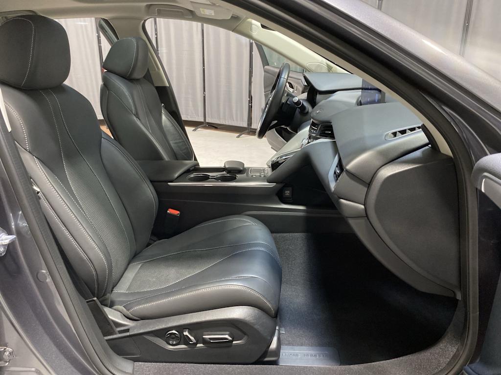 Thumbnail: 2023 Acura TLX - 21