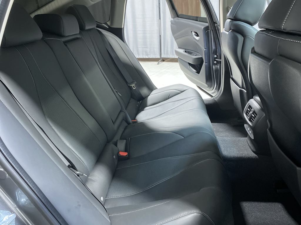 Thumbnail: 2024 Acura TLX - 18