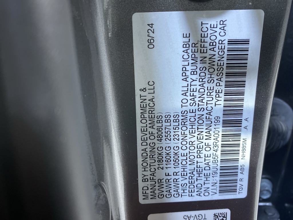 Thumbnail: 2024 Acura TLX - 17