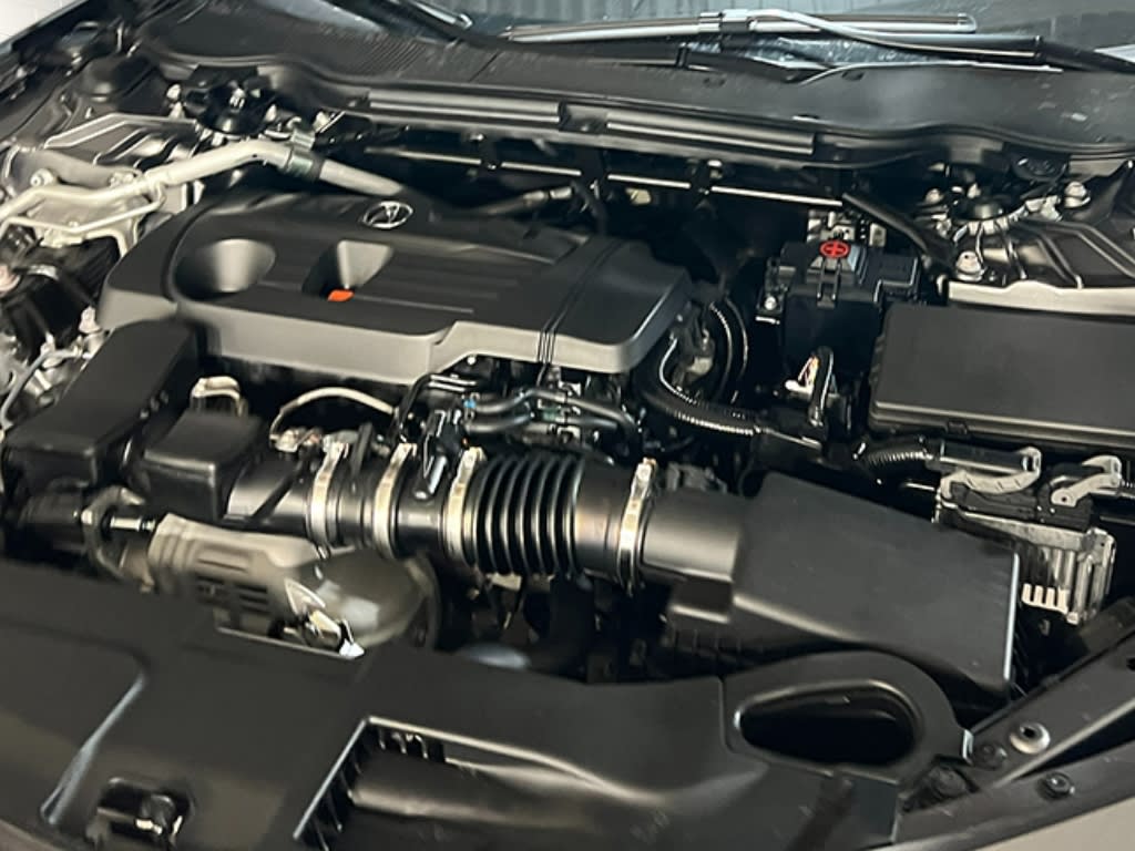 2025 Acura TLX Technology 8