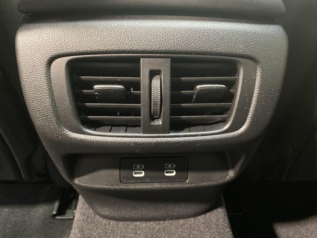 Thumbnail: 2025 Acura TLX - 25