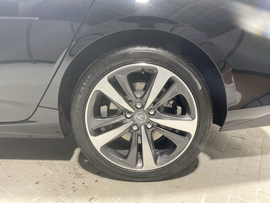 Thumbnail: 2025 Acura TLX - 8