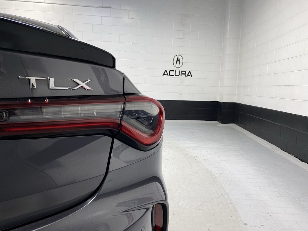 2022 Acura TLX Base 2