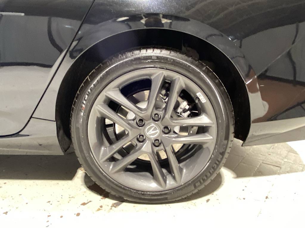 Thumbnail: 2025 Acura TLX - 7