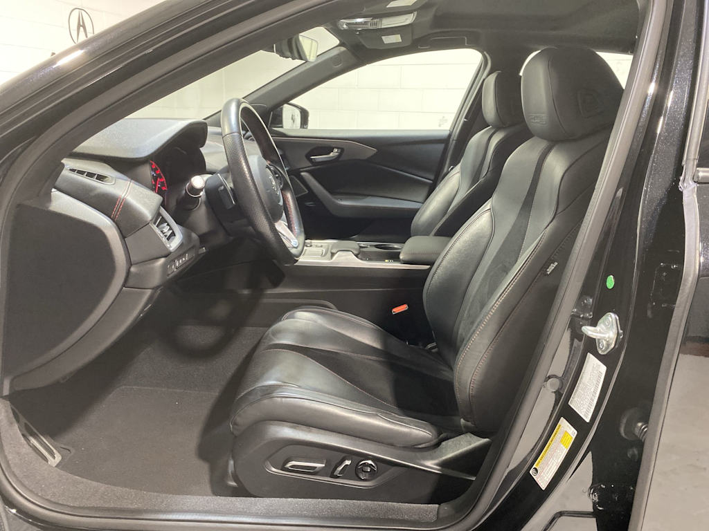 Thumbnail: 2023 Acura TLX - 10