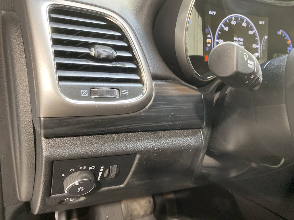 Thumbnail: 2020 Jeep Grand Cherokee - 24