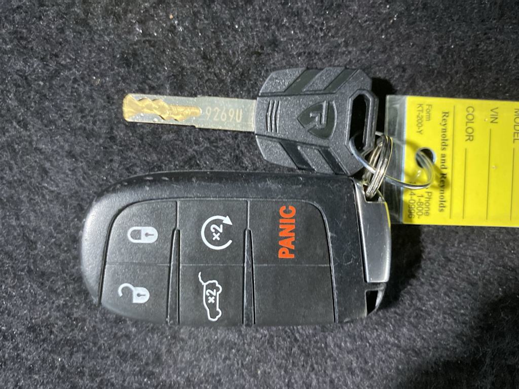 Thumbnail: 2020 Jeep Grand Cherokee - 18