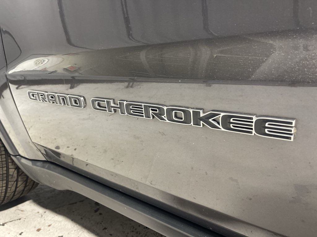 Thumbnail: 2019 Jeep Grand Cherokee - 7