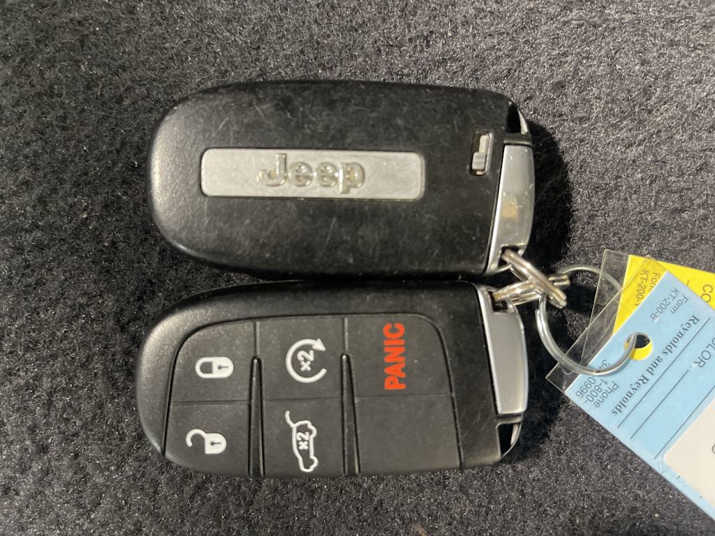 Thumbnail: 2019 Jeep Grand Cherokee - 18