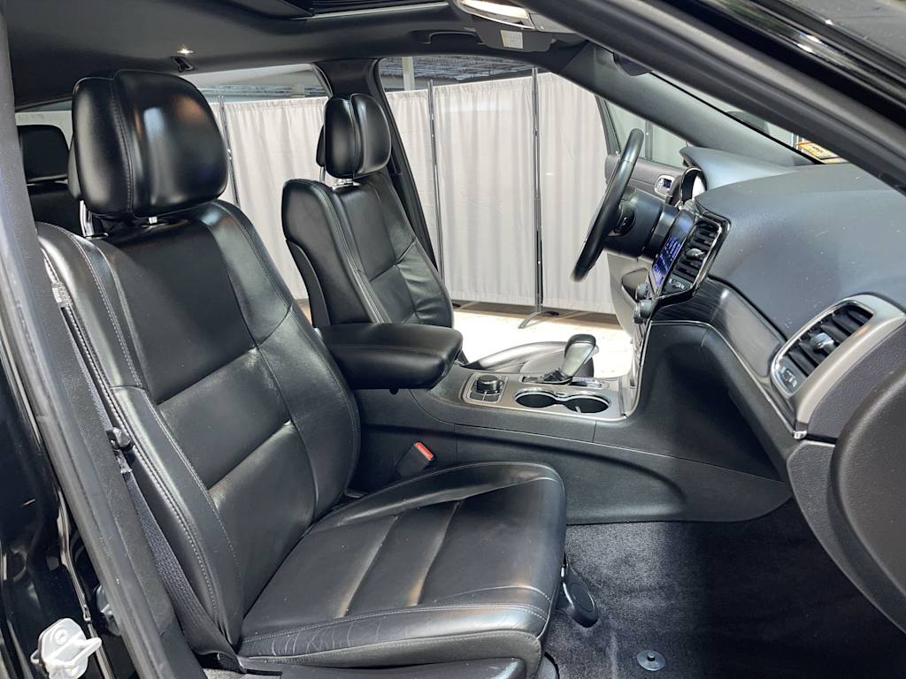 Thumbnail: 2019 Jeep Grand Cherokee - 20