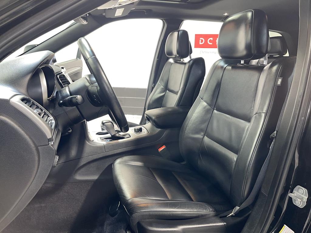 Thumbnail: 2019 Jeep Grand Cherokee - 12