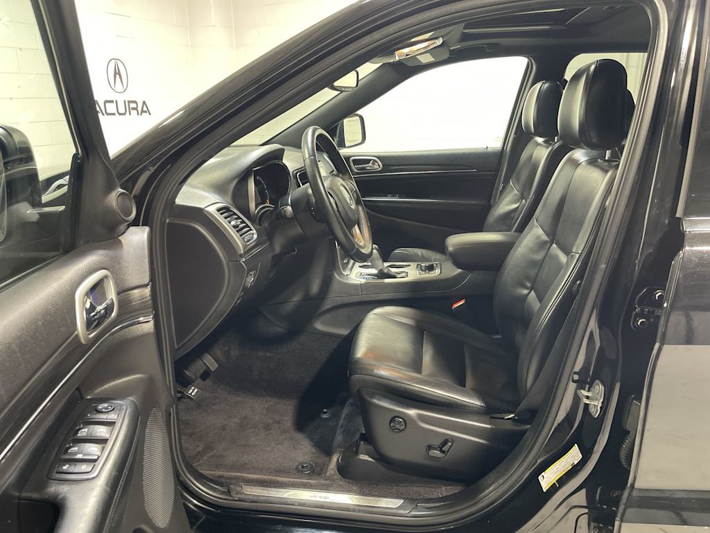 Thumbnail: 2019 Jeep Grand Cherokee - 11