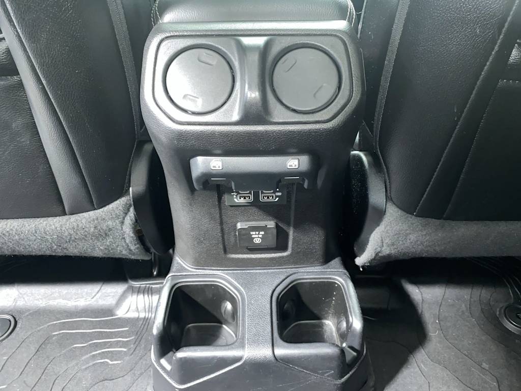 Thumbnail: 2020 Jeep Gladiator - 24