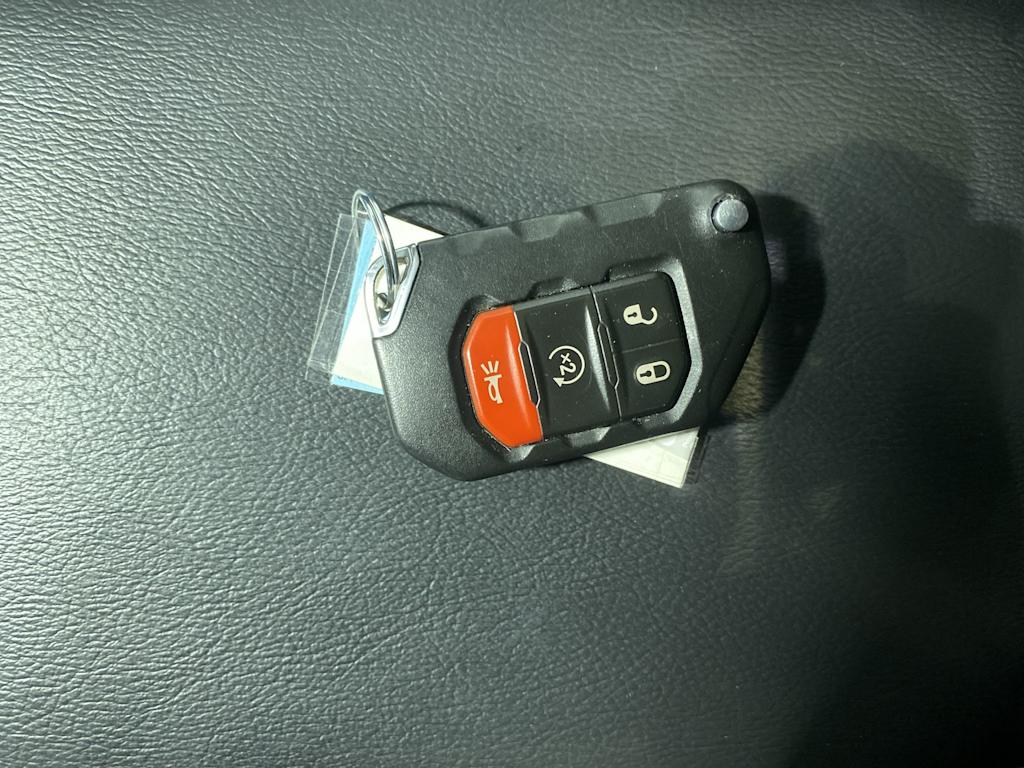 Thumbnail: 2020 Jeep Gladiator - 16