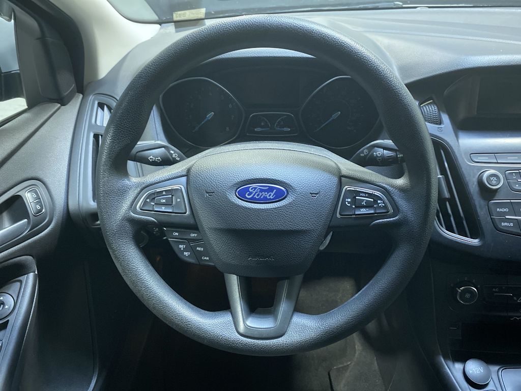 Thumbnail: 2018 Ford Focus - 10