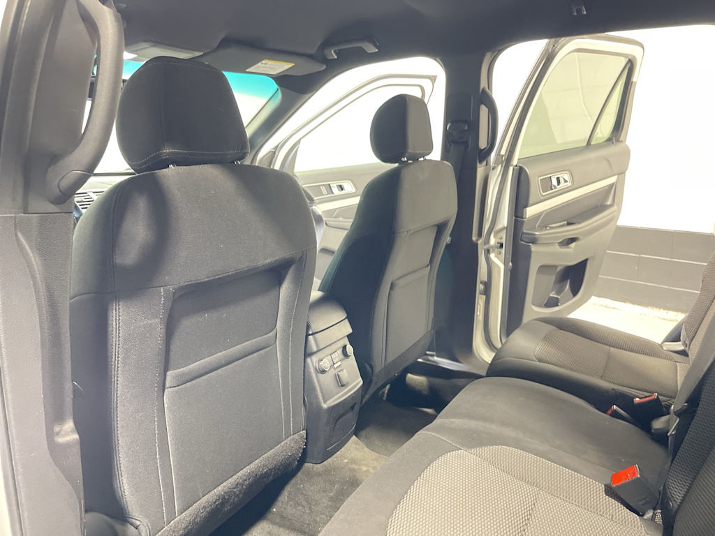 Thumbnail: 2016 Ford Explorer - 12