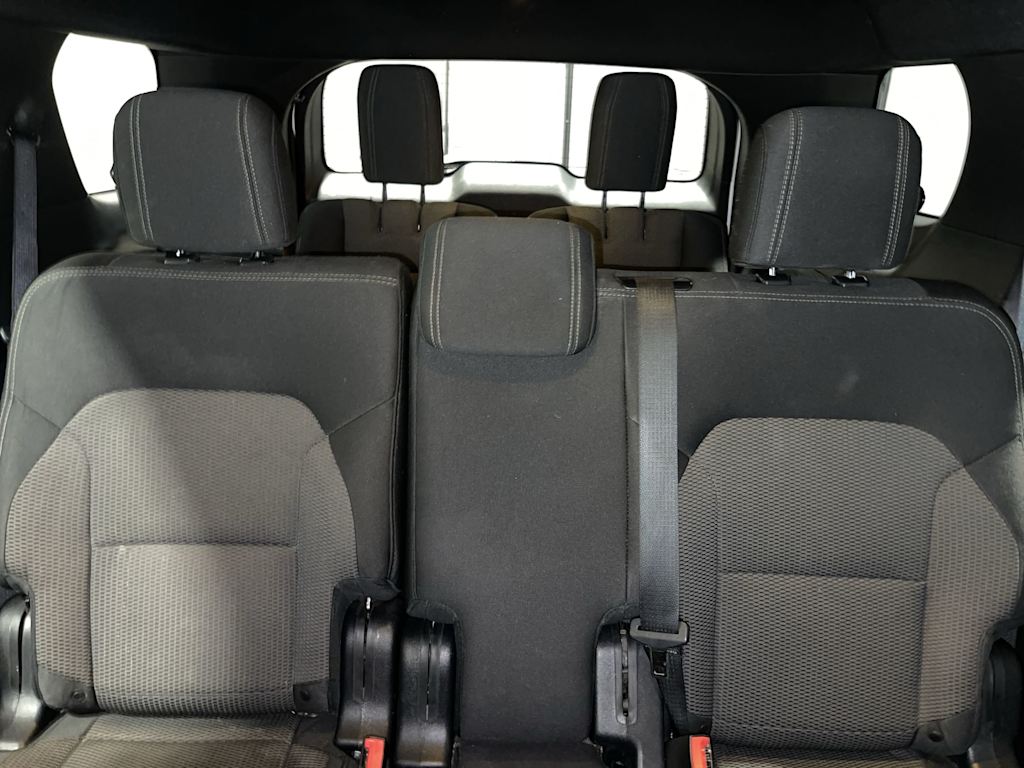 Thumbnail: 2016 Ford Explorer - 20