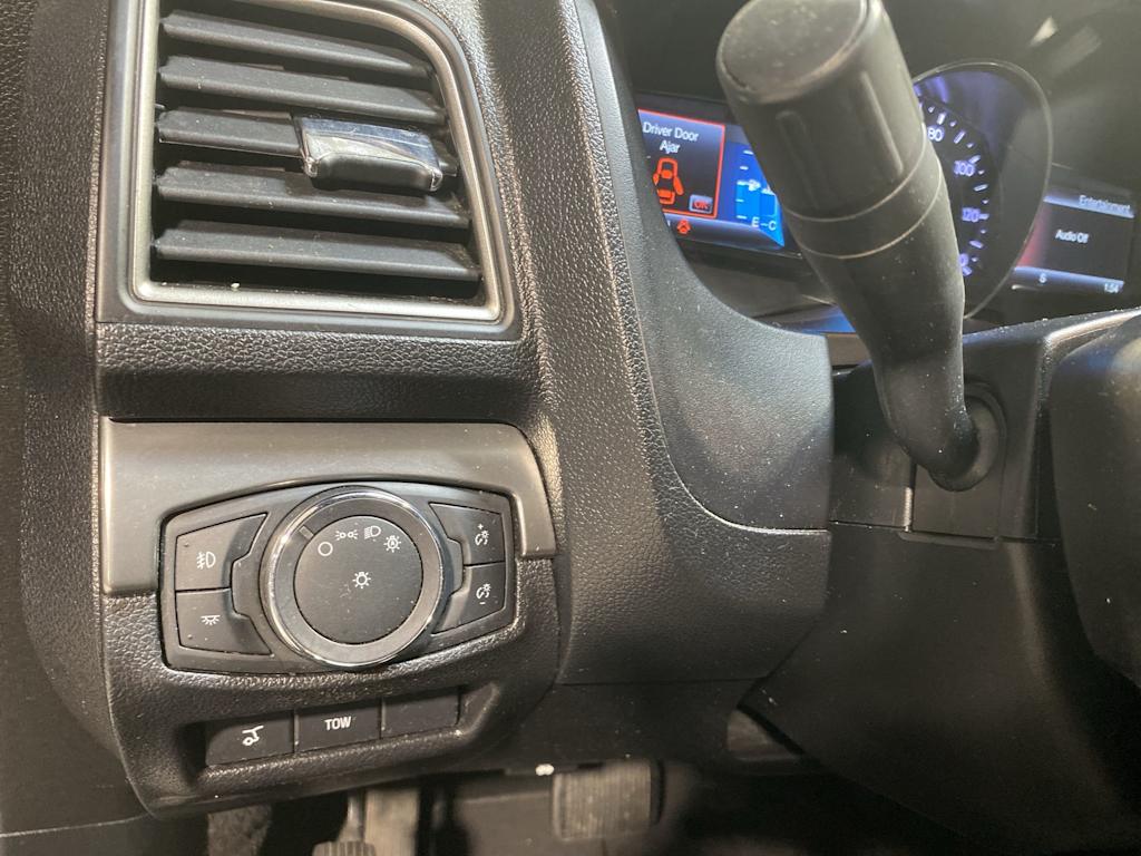Thumbnail: 2019 Ford Explorer - 23