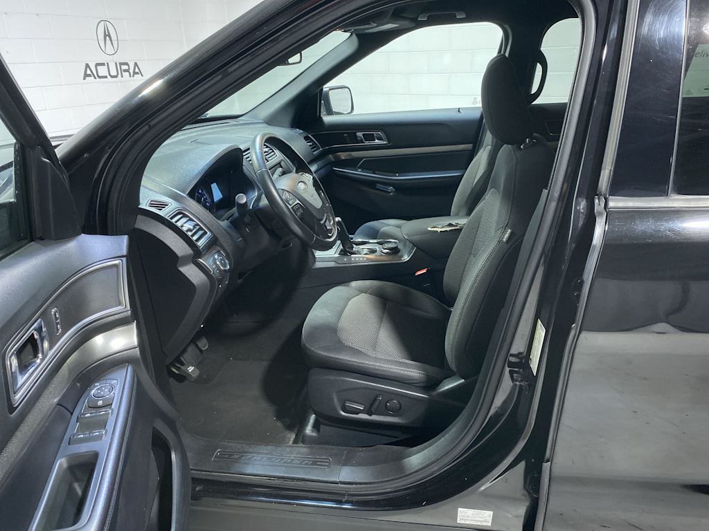 Thumbnail: 2019 Ford Explorer - 10