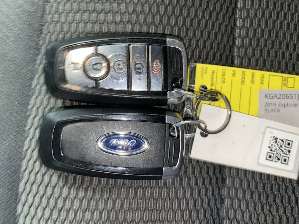 Thumbnail: 2019 Ford Explorer - 17
