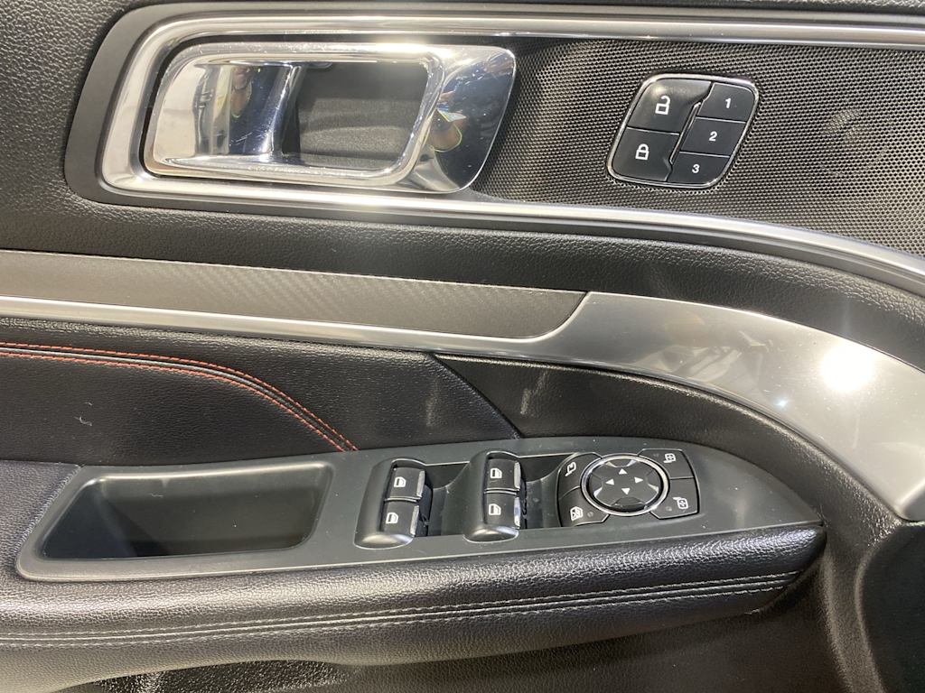 Thumbnail: 2018 Ford Explorer - 23
