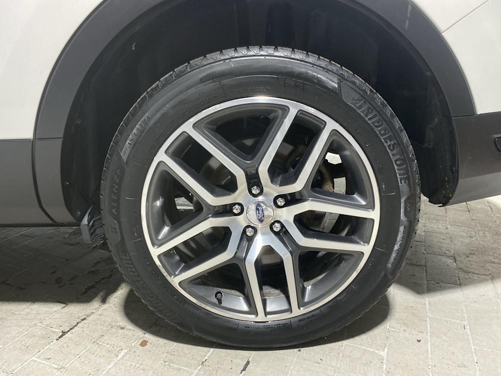 Thumbnail: 2018 Ford Explorer - 8