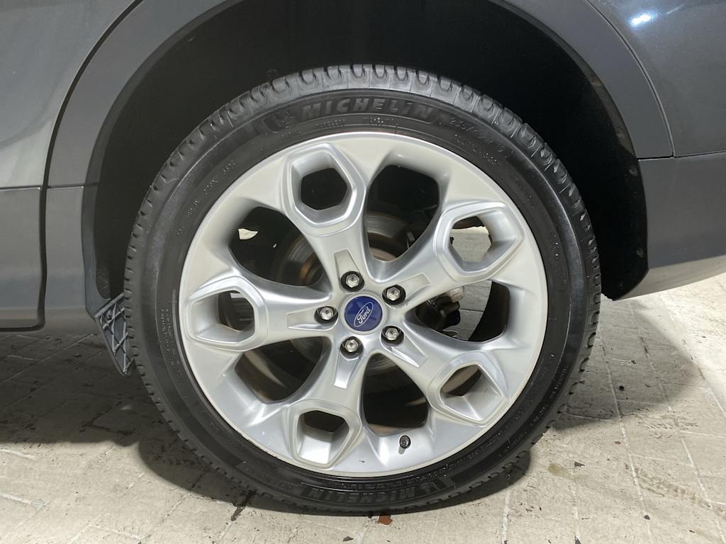 Thumbnail: 2016 Ford Escape - 8