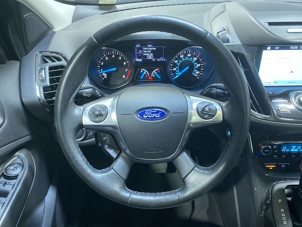 Thumbnail: 2016 Ford Escape - 10