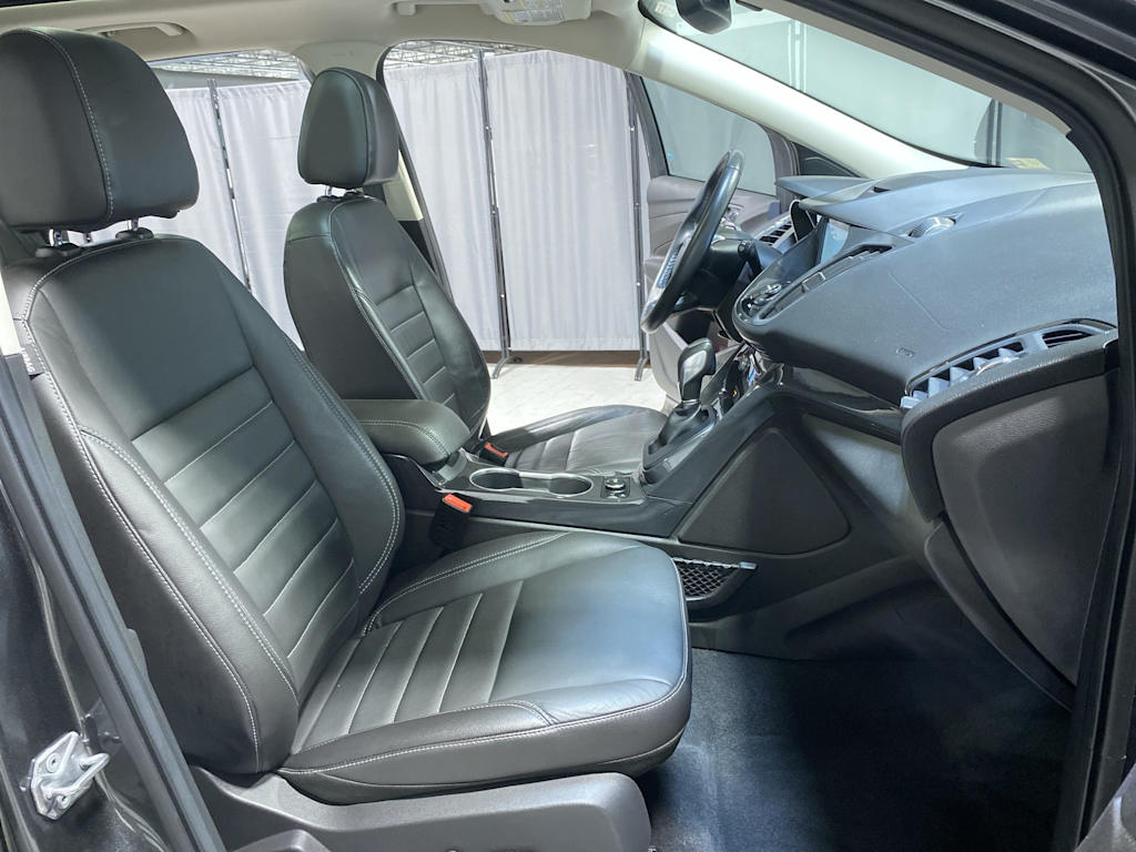 Thumbnail: 2016 Ford Escape - 20
