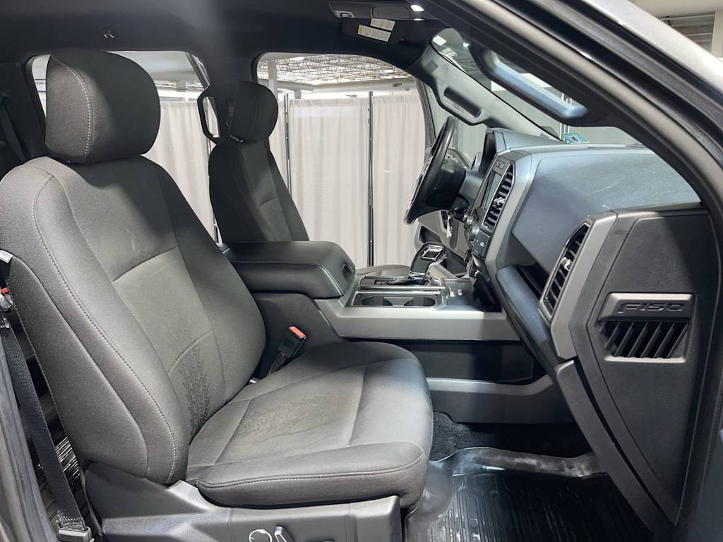 Thumbnail: 2018 Ford F-150 - 21