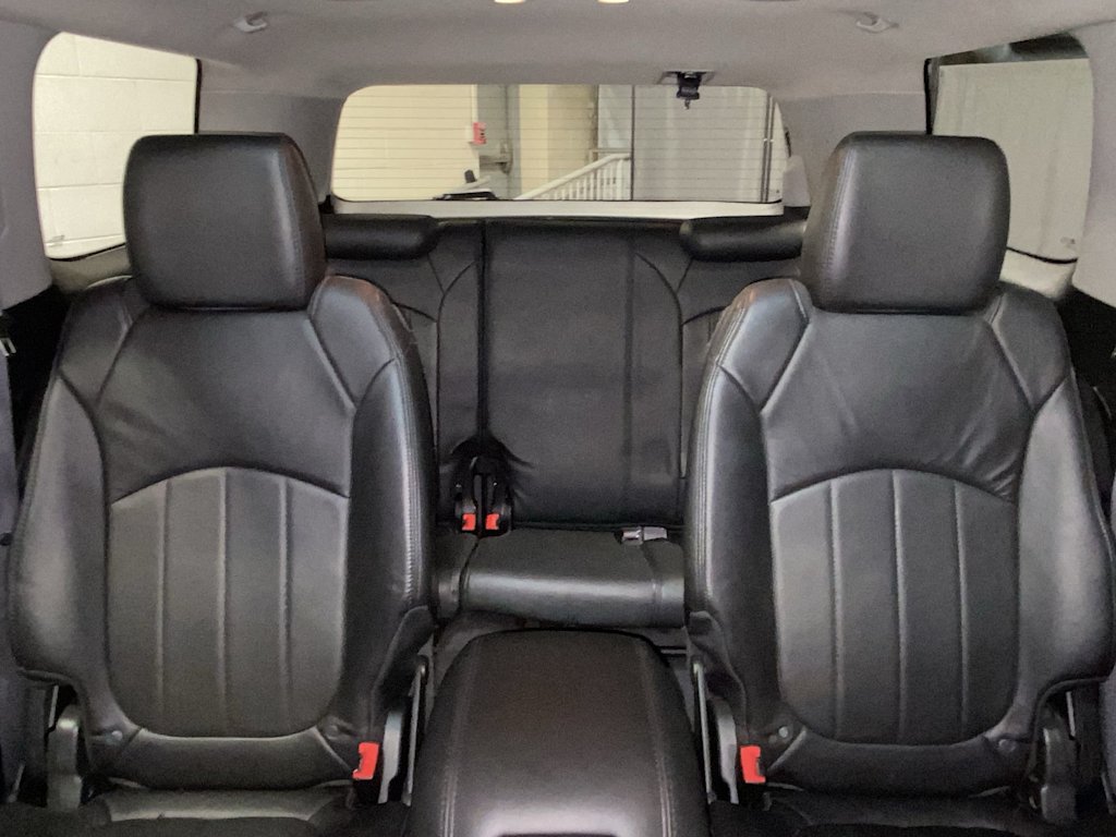 Thumbnail: 2012 GMC Acadia - 21