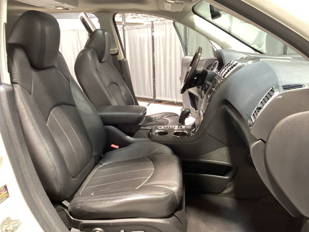 Thumbnail: 2012 GMC Acadia - 20