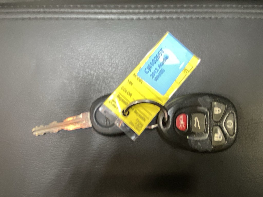 Thumbnail: 2012 GMC Acadia - 17