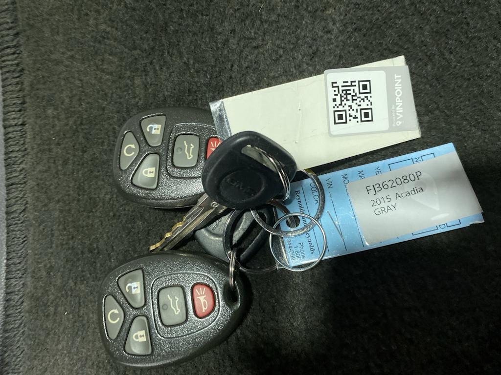 Thumbnail: 2015 GMC Acadia - 17