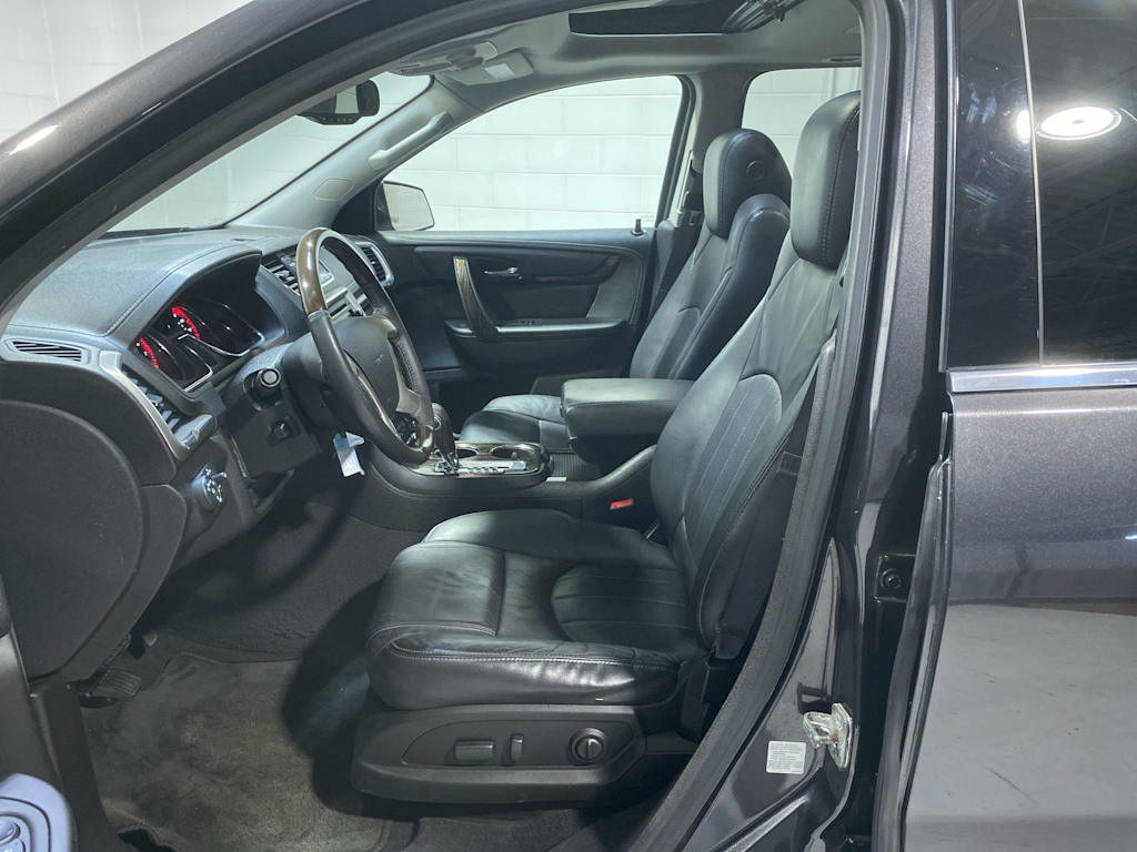 Thumbnail: 2015 GMC Acadia - 11