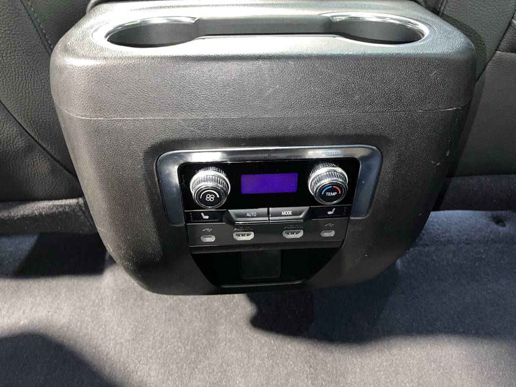 Thumbnail: 2021 GMC Yukon - 25
