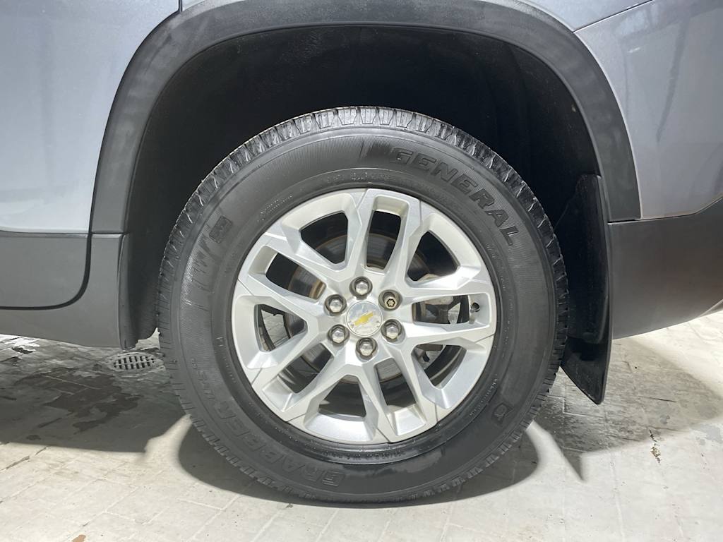 Thumbnail: 2019 Chevrolet Traverse - 8