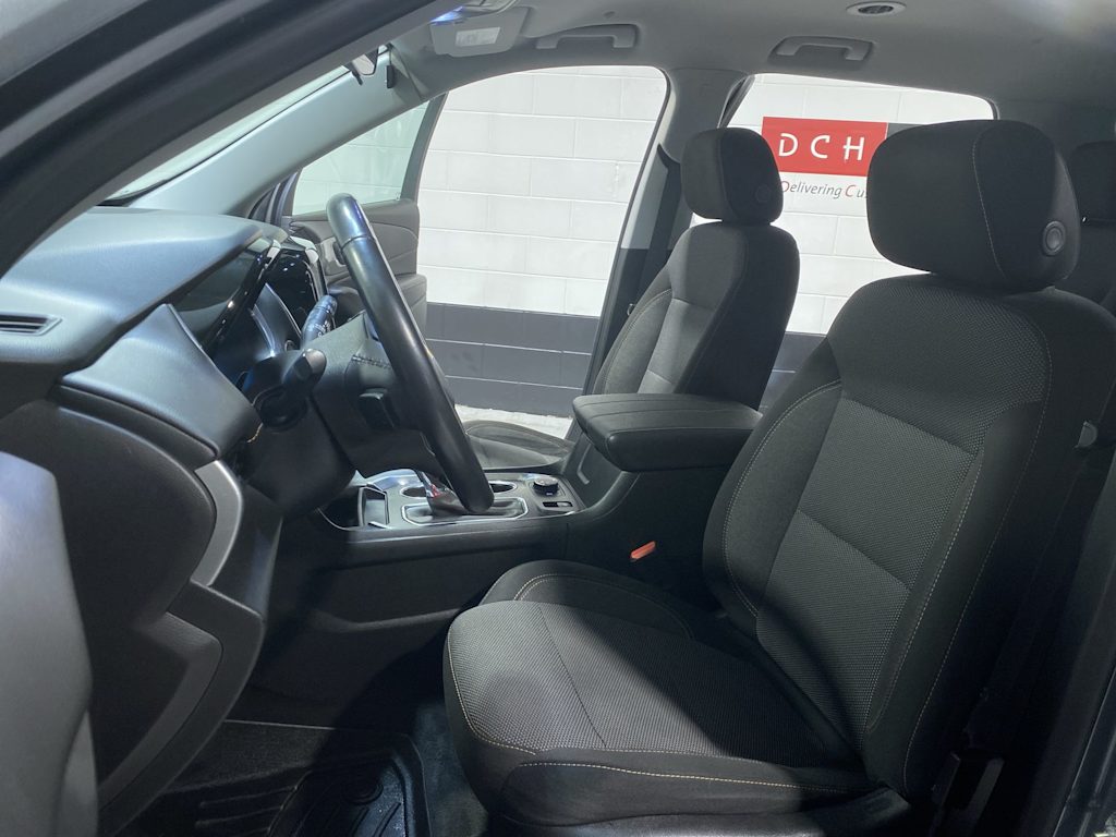 Thumbnail: 2019 Chevrolet Traverse - 12