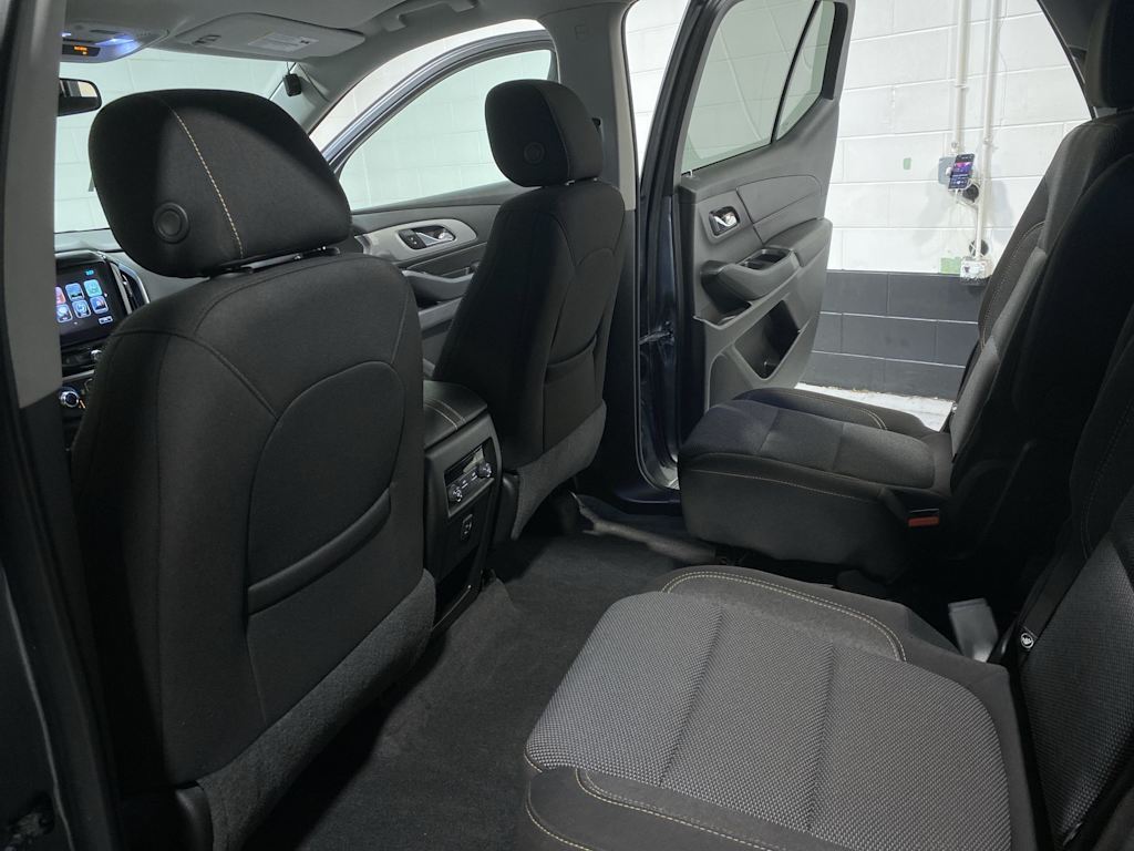Thumbnail: 2019 Chevrolet Traverse - 13