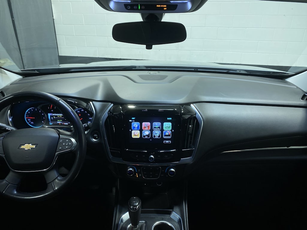 Thumbnail: 2019 Chevrolet Traverse - 2